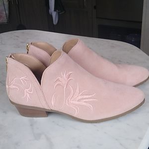 Kenneth Cole Reaction Bootie